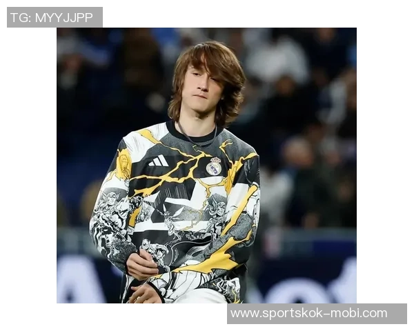 皇马中卫短缺却不提拔马丁内斯或因对其进行敲打策略